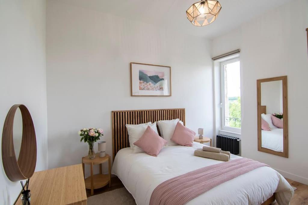 Treize Maison 3 Bed House In Centre Of Saint Severin Exterior foto